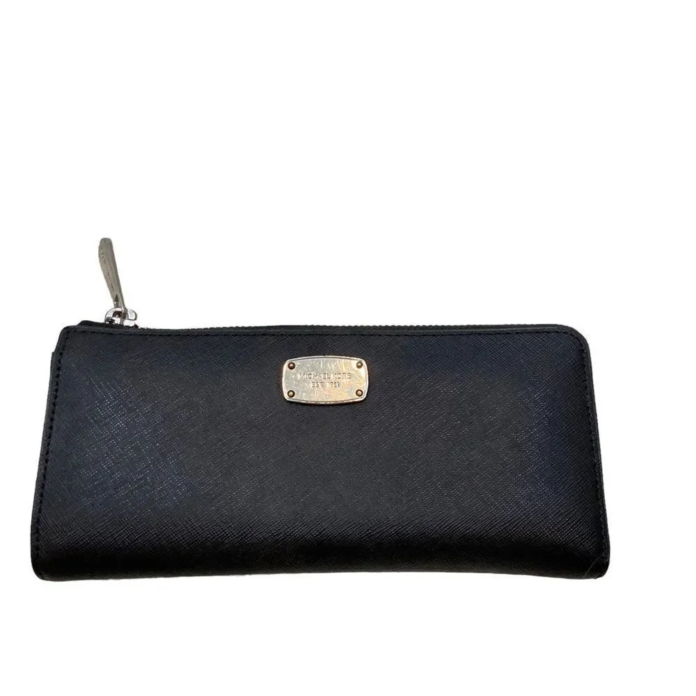 Michael Kors Black Leather‎ Jet Set Travel Zip Around Wallet